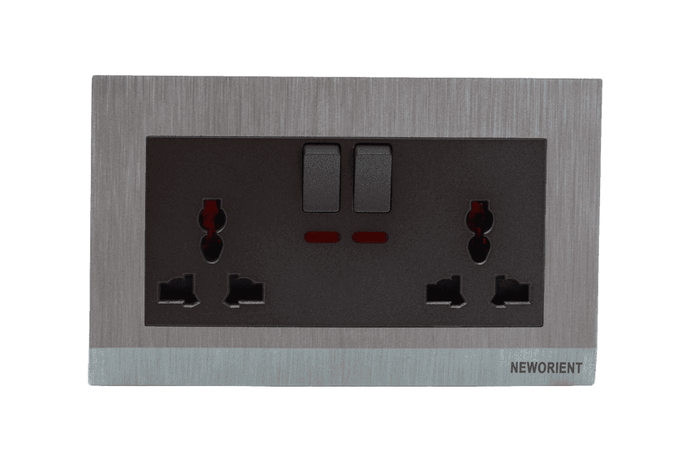 NEWORIENT DOUBLE SOCKET